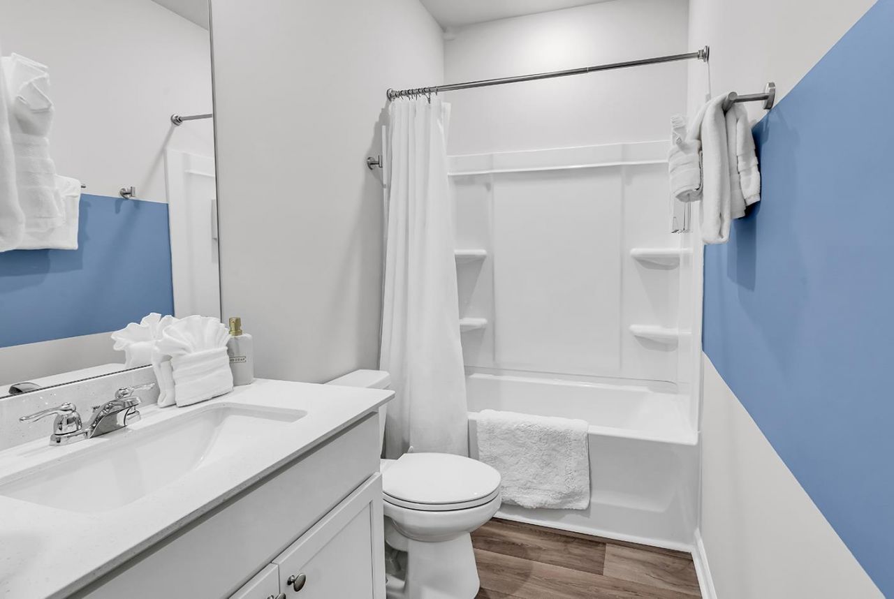 1391 Speedway St. Photo 8