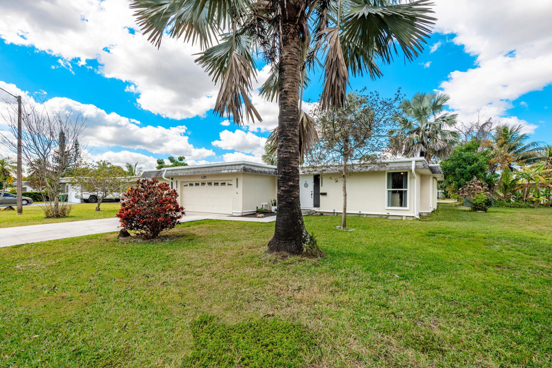 6307 NW 71 St Avenue, Tamarac, FL 33321 Photo