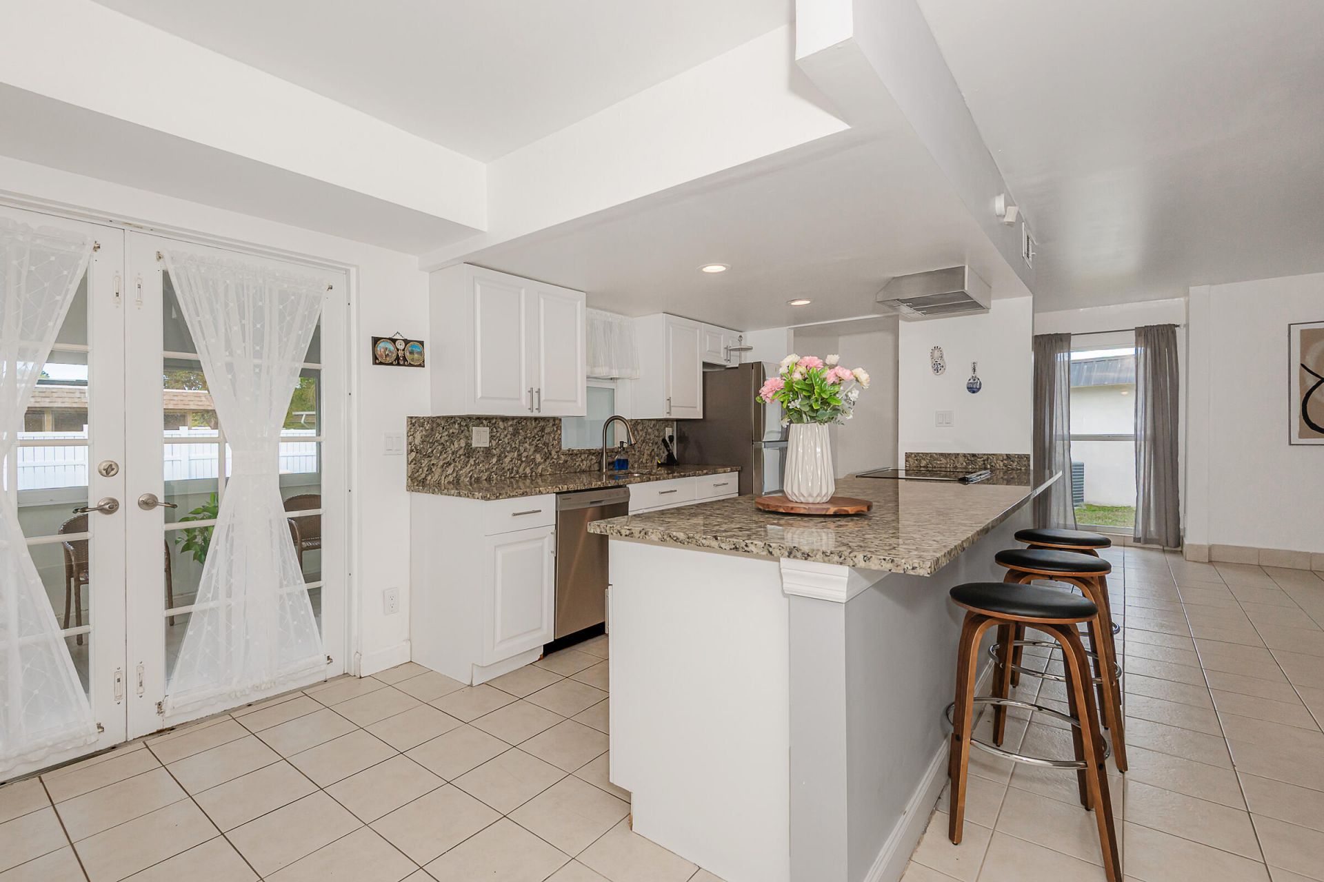 6307 NW 71 St Avenue, Tamarac, FL 33321 Photo