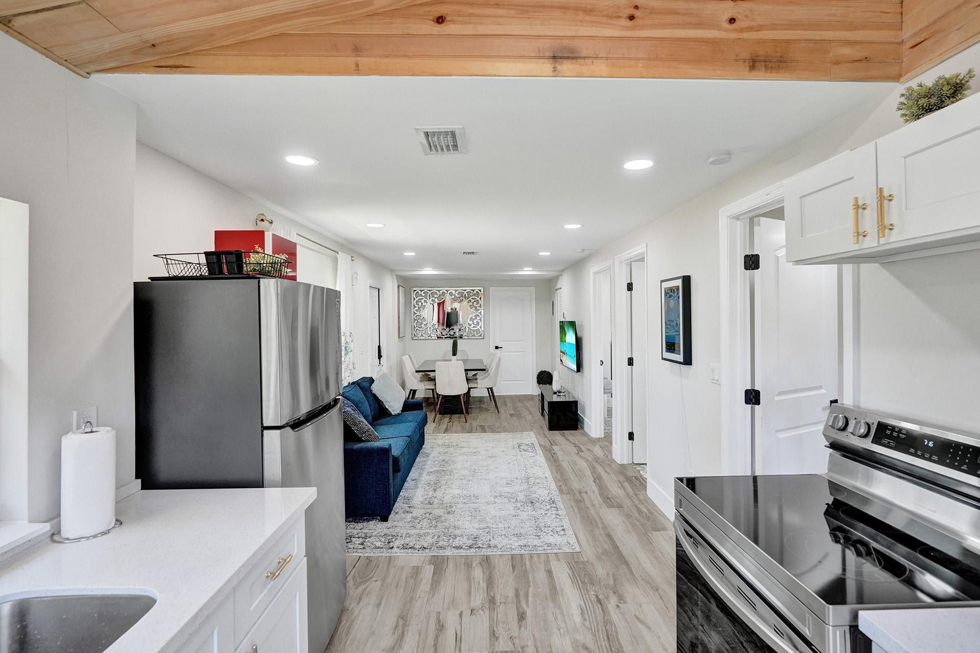 8021 NW 1st Place, Unit 1, Miami, FL 33150 Photo