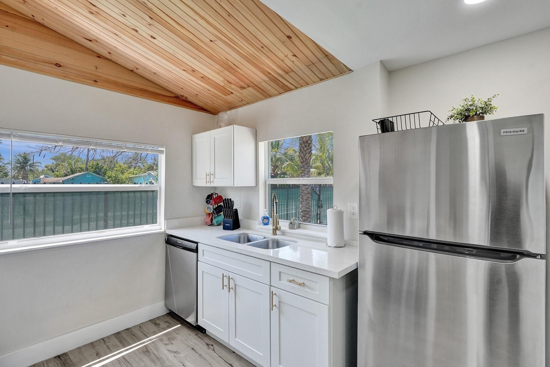8021 NW 1st Place, Unit 1, Miami, FL 33150 Photo