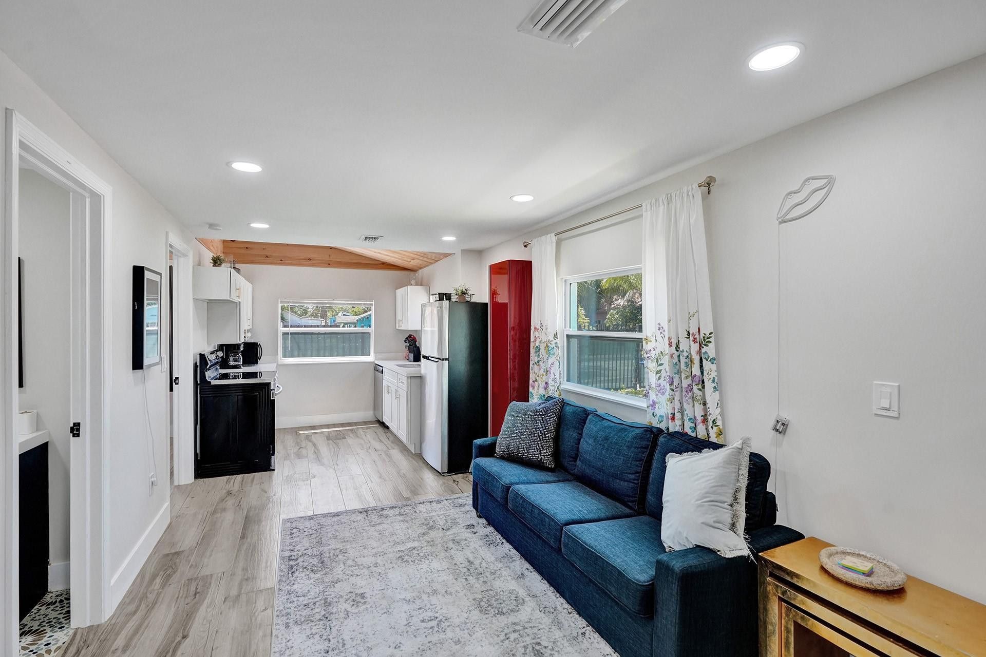 8021 NW 1st Place, Unit 1, Miami, FL 33150 Photo