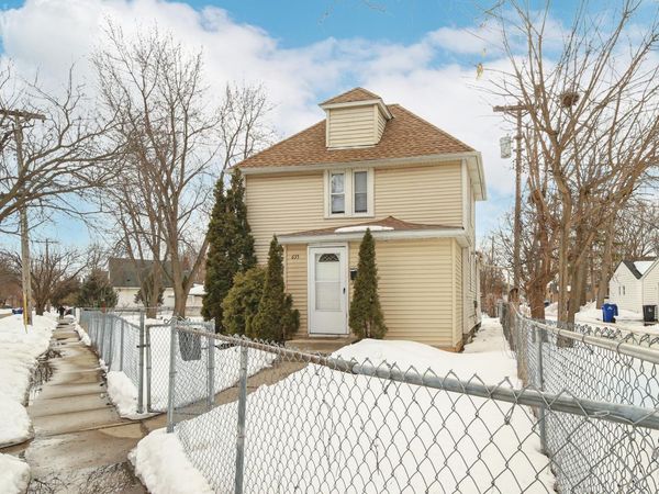 635 Canton Street, Saint Paul, MN 55102