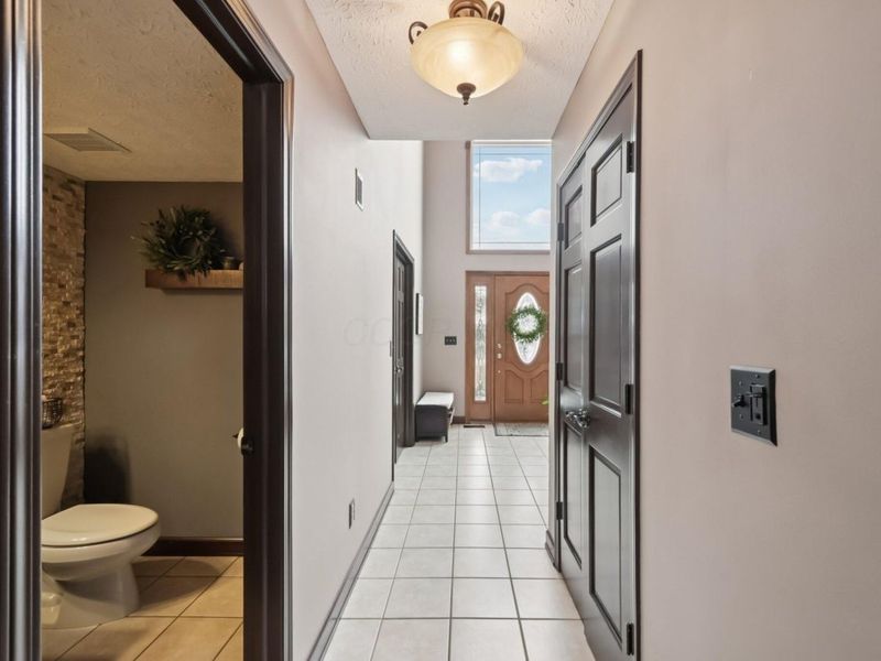 4977 Britton Farms Court, Hilliard, OH 43026 Photo 8