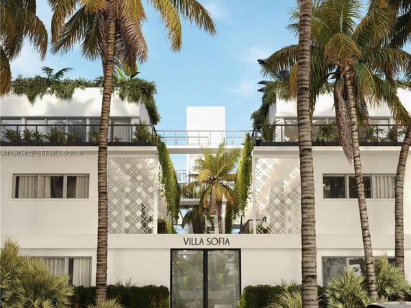 260 Collins Ave , Unit 204, Miami Beach, FL 33139