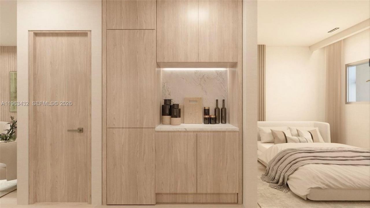 260 Collins Ave , Unit 204, Miami Beach, FL 33139 Photo