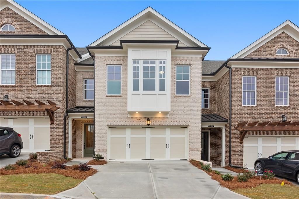 5697 Broad River View, Unit 445, Peachtree Corners, GA 30092 Main Photo