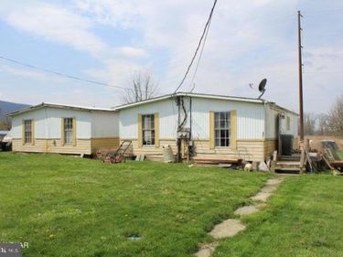 202 MARYLAND AVE, JERSEY SHORE, PA 17740