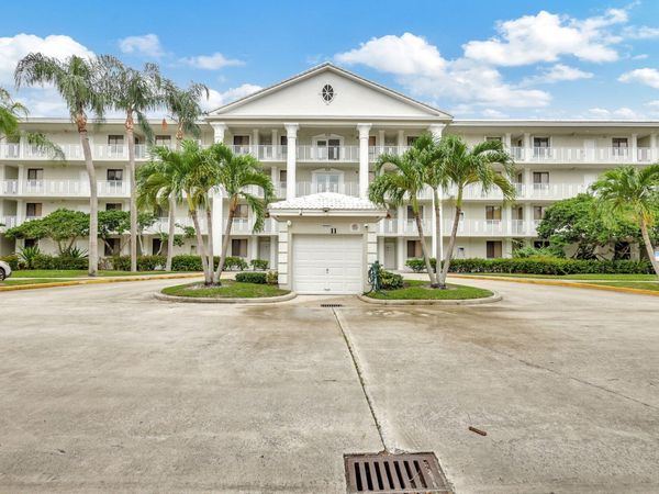 2461 Village Boulevard, Unit 102, West Palm Beach, FL 33409
