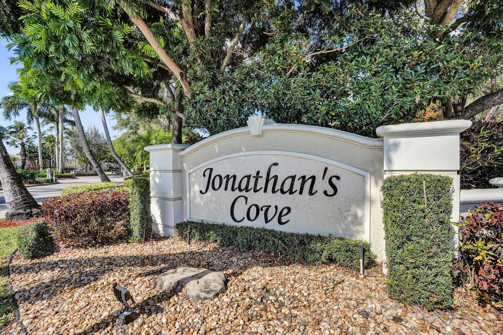 4827 Palmbrooke Circle W, West Palm Beach, FL 33417 Photo