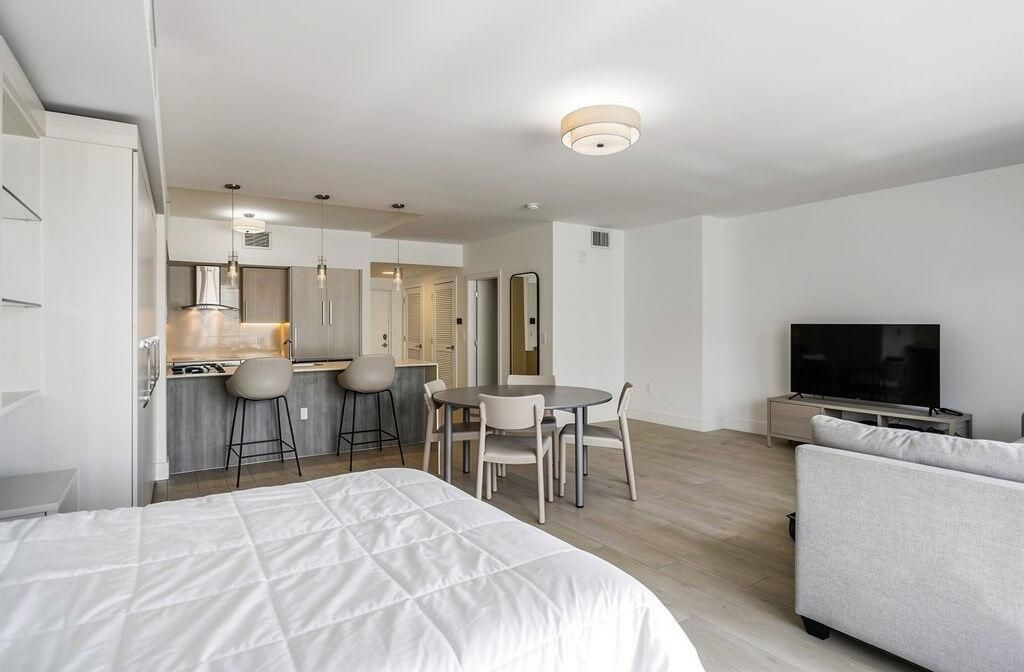 111 SE 1st Avenue, Unit 218, Delray Beach, FL 33444 Photo