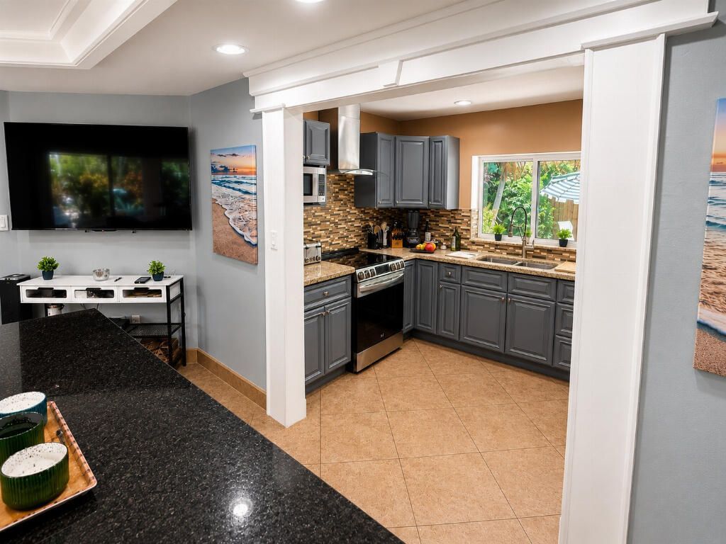 2200 NE 32nd Avenue, Fort Lauderdale, FL 33305 Photo