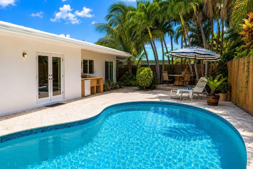 2200 NE 32nd Avenue, Fort Lauderdale, FL 33305 Photo