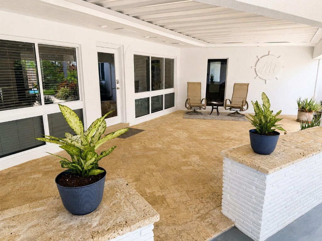 2200 NE 32nd Avenue, Fort Lauderdale, FL 33305 Photo