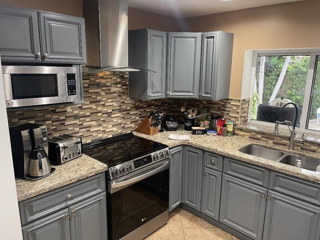 2200 NE 32nd Avenue, Fort Lauderdale, FL 33305 Photo