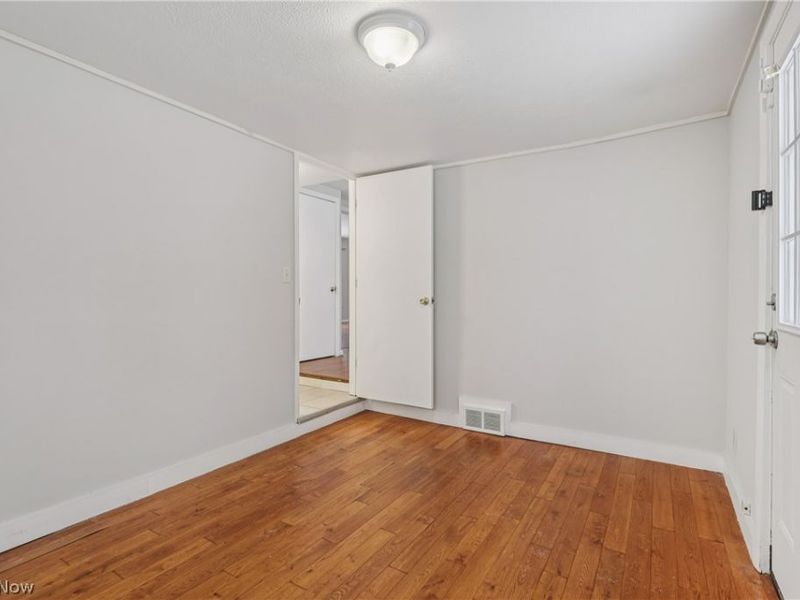 4480 Birchwold Road, Cleveland, OH 44121 Photo 27