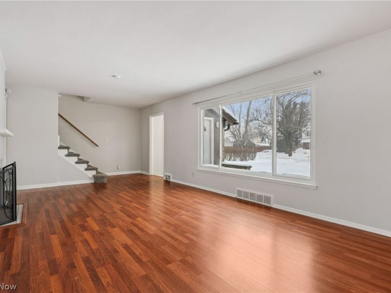 4480 Birchwold Road, Cleveland, OH 44121 Photo 8