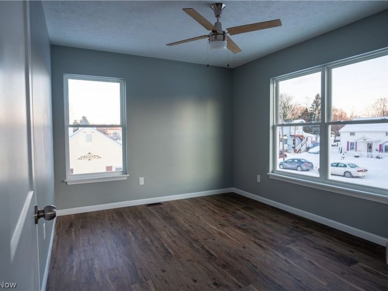 161 High Street, Elyria, OH 44035 Photo 7