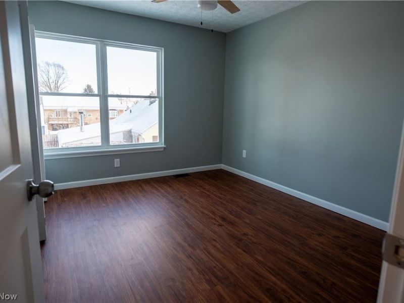 161 High Street, Elyria, OH 44035 Photo 8