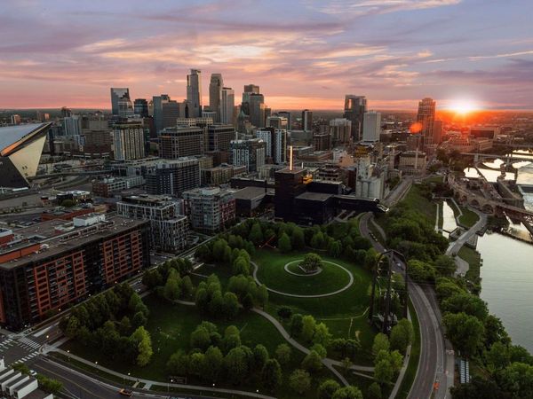 1111 W River Parkway, Unit 26A, Minneapolis, MN 55415