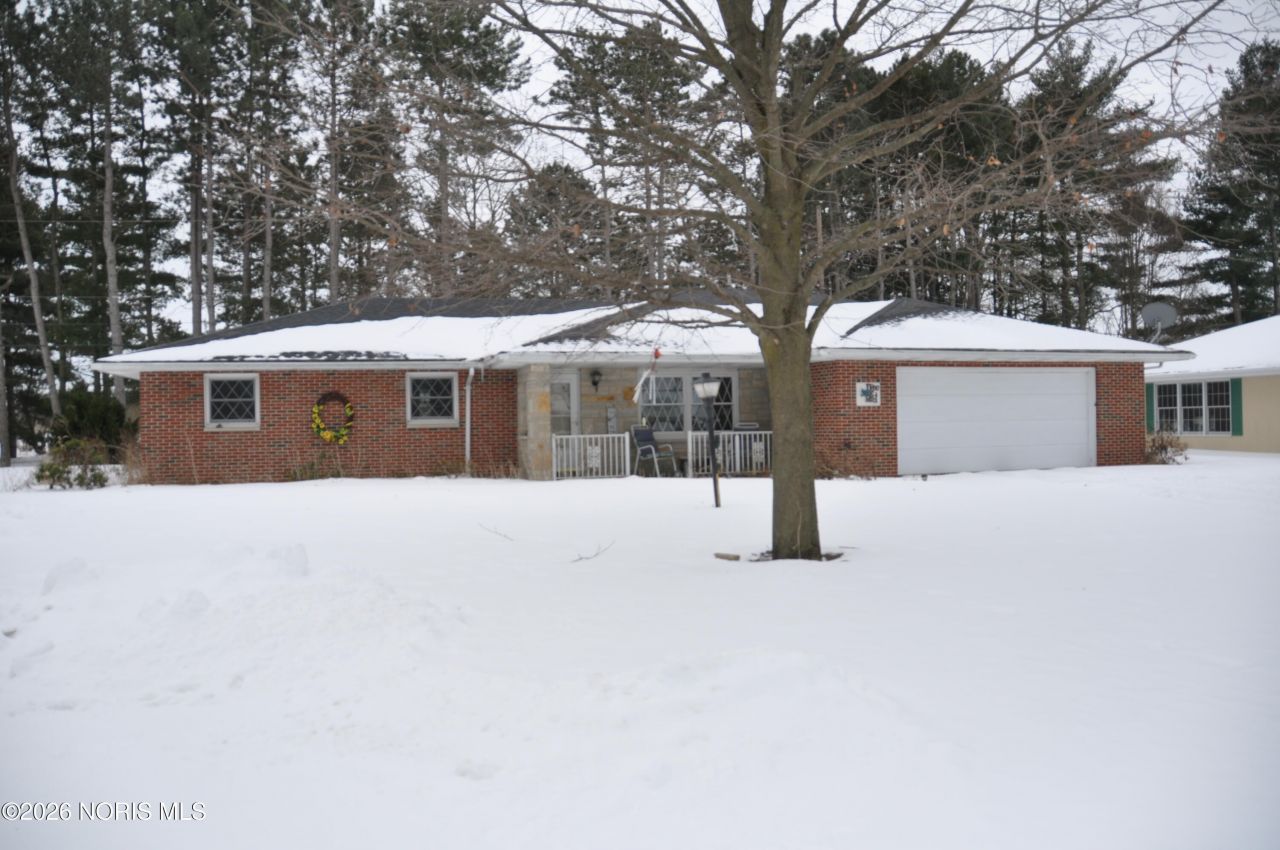 1533 Greenfield Court, Fremont, OH 43420 Main Photo