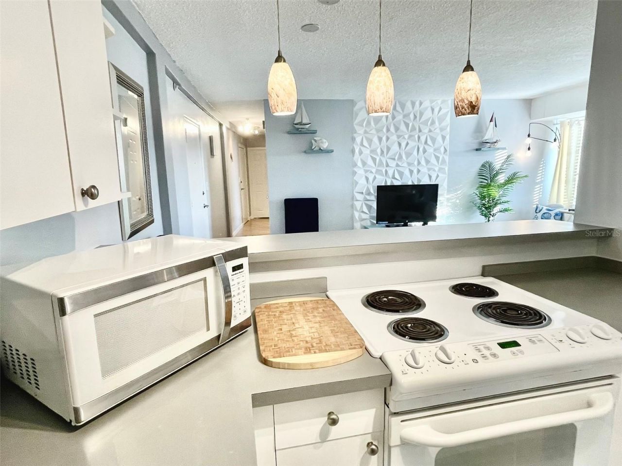 3315 58th Avenue S, Unit 304, Saint Petersburg, FL 33712 Photo