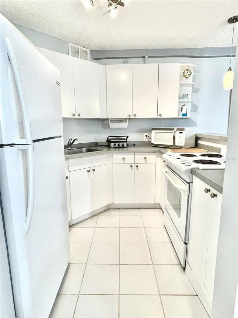 3315 58th Avenue S, Unit 304, Saint Petersburg, FL 33712 Photo