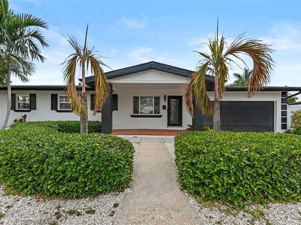 4440 HUNTINGTON STREET NE, ST PETERSBURG, FL 33703