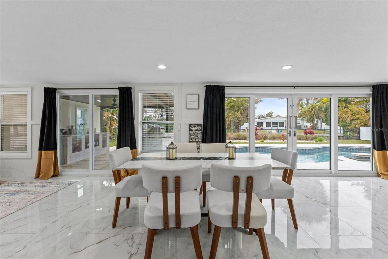 4440 Huntington Street Ne, Saint Petersburg, FL 33703 Photo