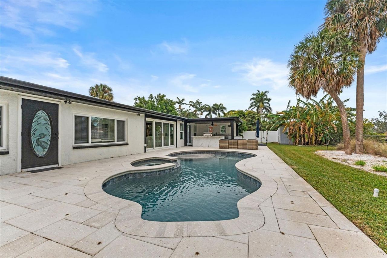 4440 Huntington Street Ne, Saint Petersburg, FL 33703 Photo