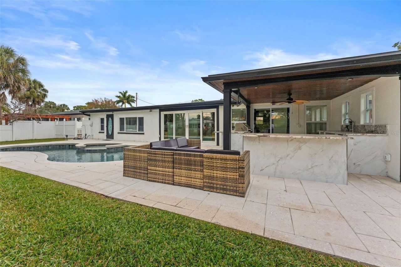 4440 Huntington Street Ne, Saint Petersburg, FL 33703 Photo