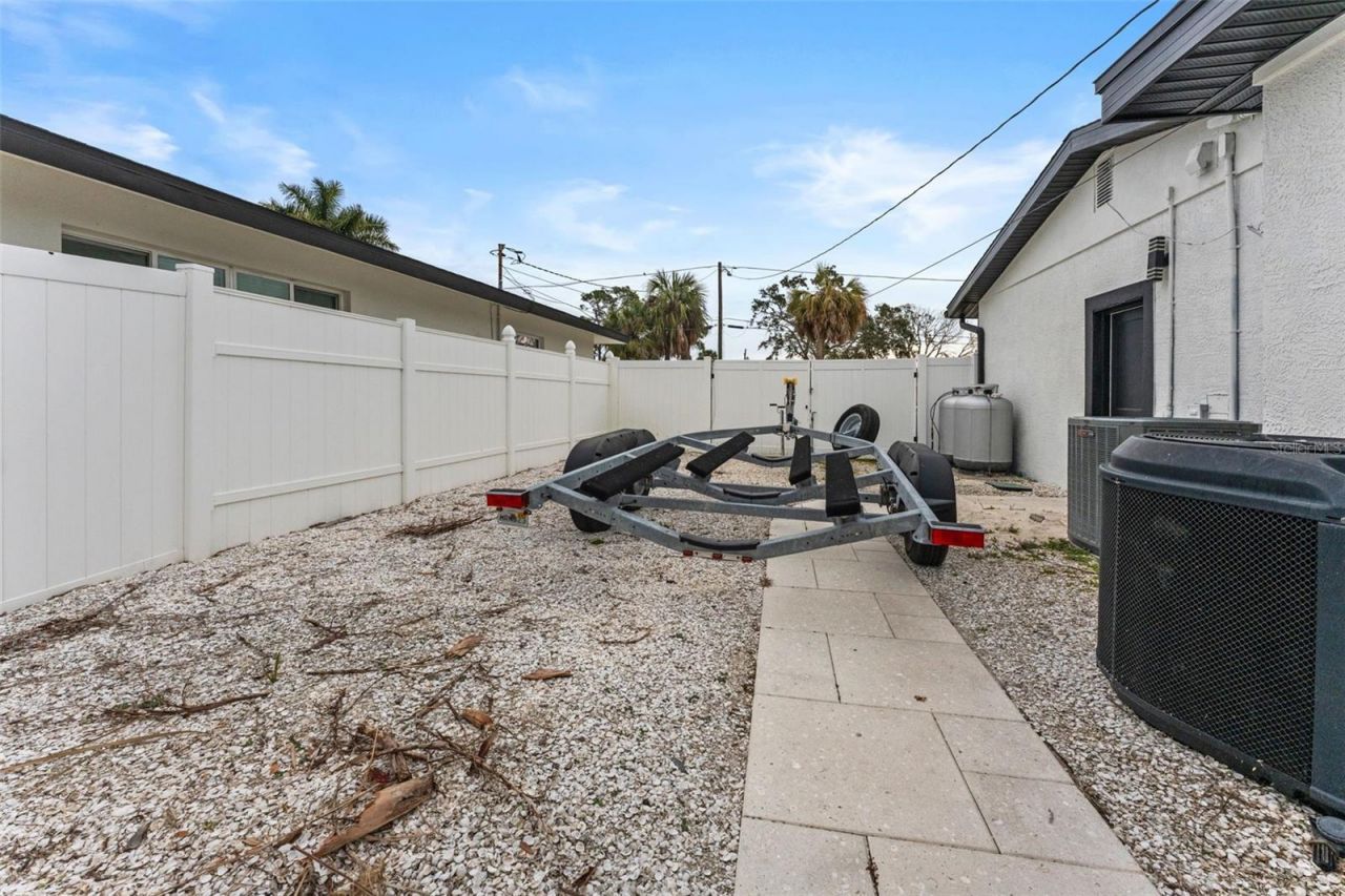 4440 Huntington Street Ne, Saint Petersburg, FL 33703 Photo