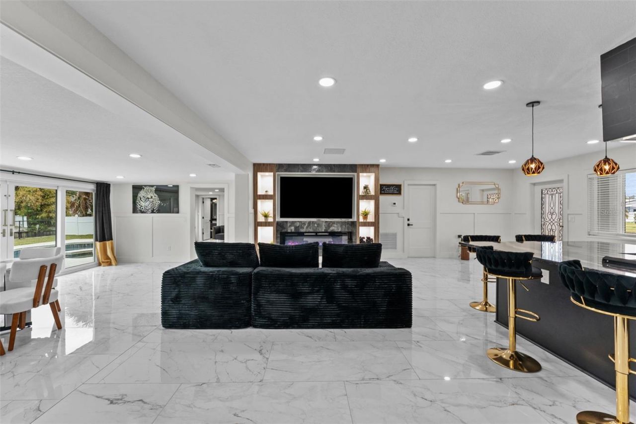 4440 Huntington Street Ne, Saint Petersburg, FL 33703 Photo