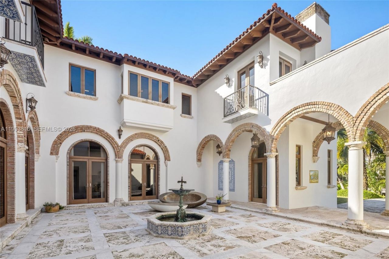 221 Casuarina Concourse, Coral Gables, FL 33143 Photo