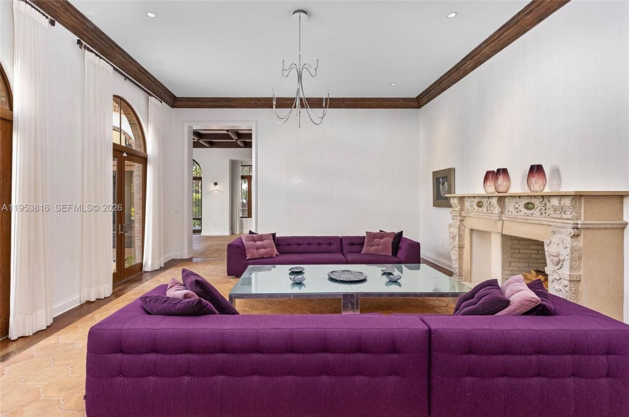 221 Casuarina Concourse, Coral Gables, FL 33143 Photo