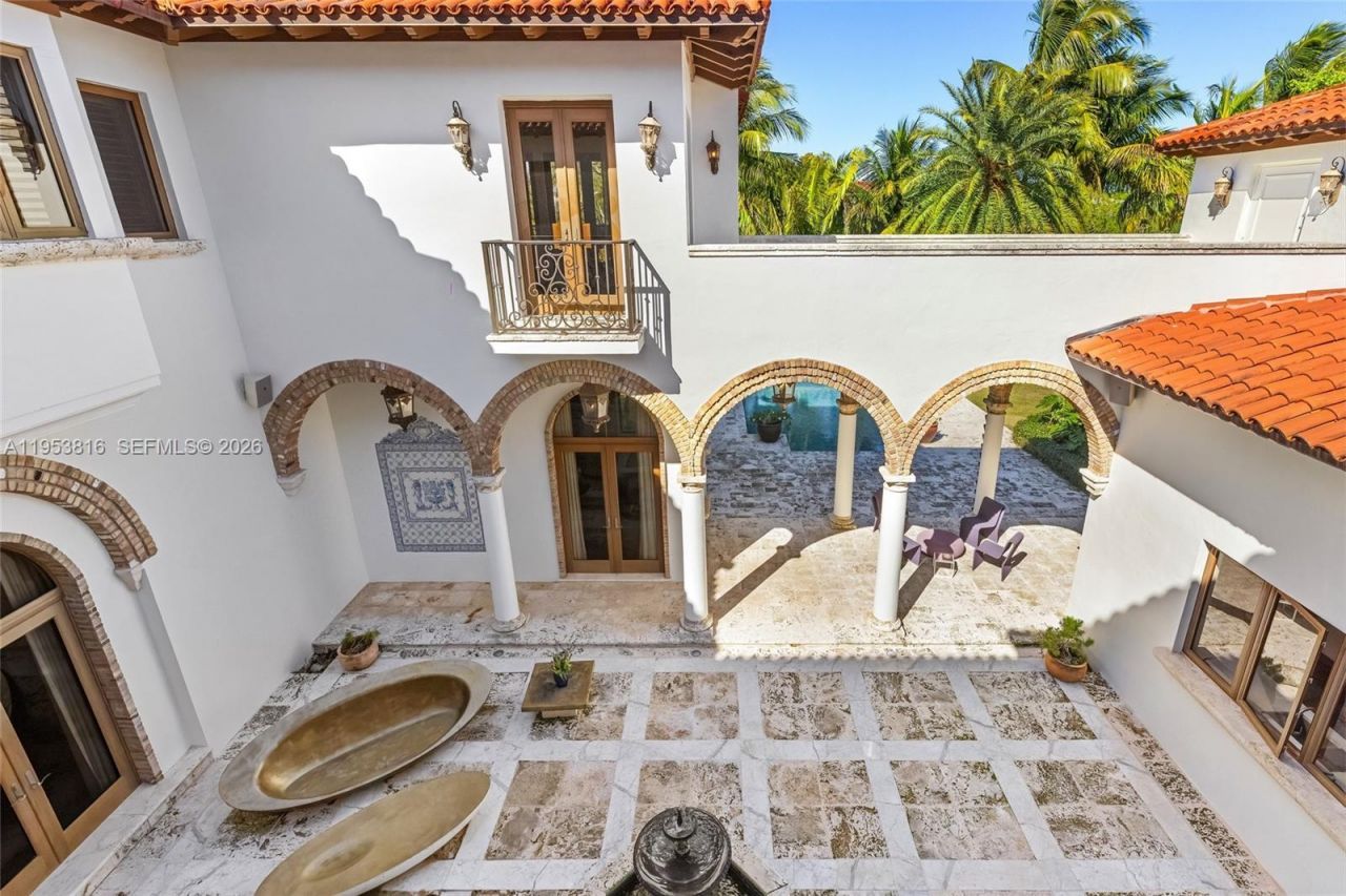 221 Casuarina Concourse, Coral Gables, FL 33143 Photo