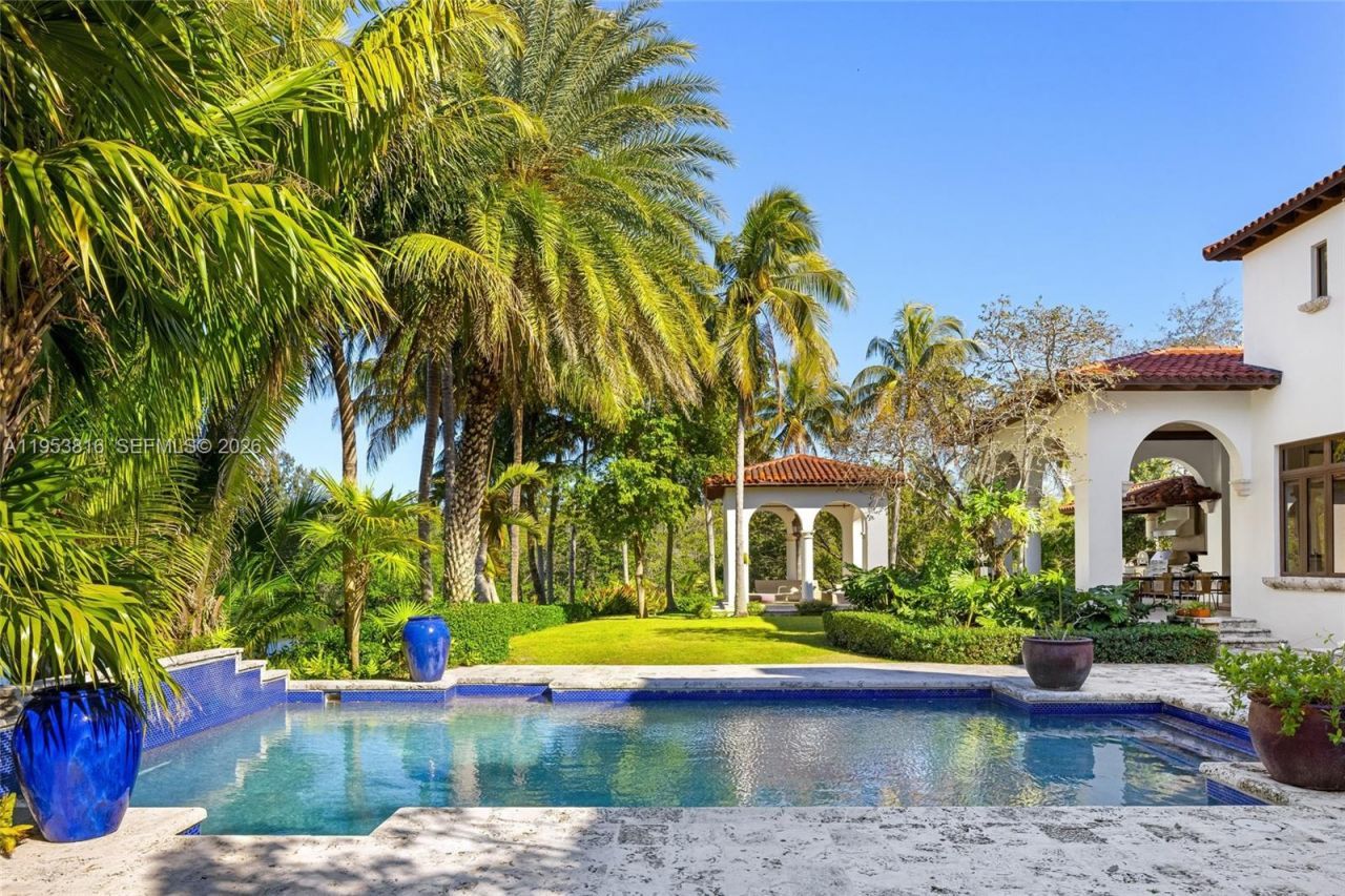 221 Casuarina Concourse, Coral Gables, FL 33143 Photo