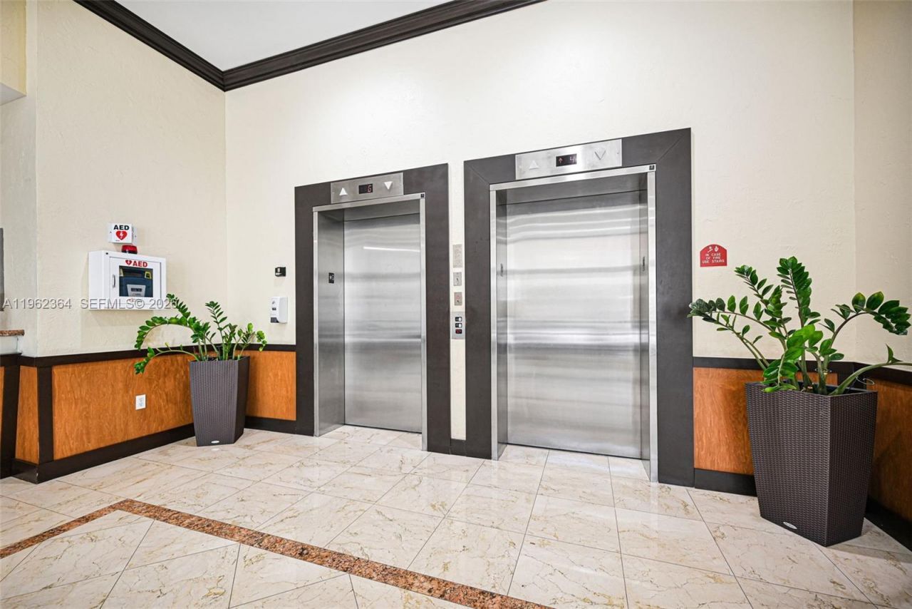 2030 S Douglas Rd, Unit 703, Coral Gables, FL 33134 Photo