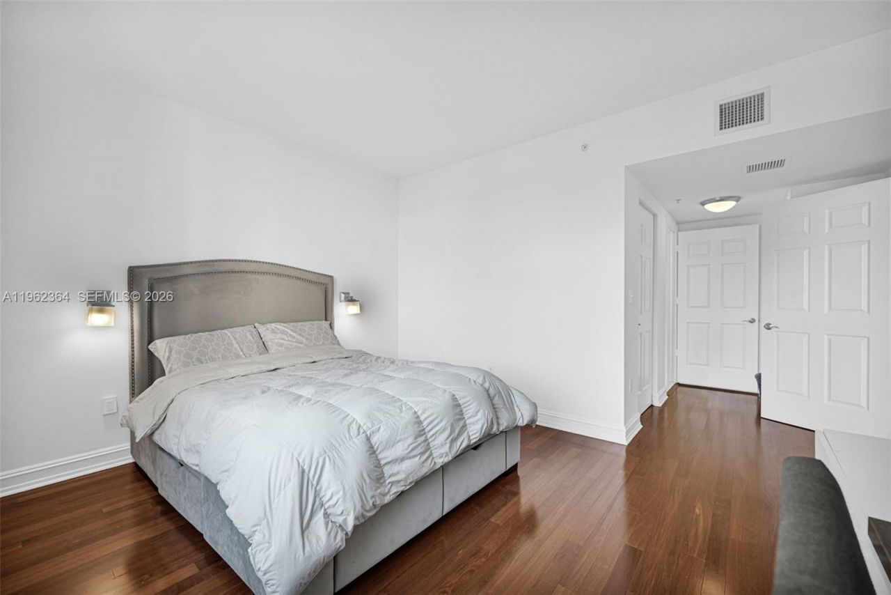 2030 S Douglas Rd, Unit 703, Coral Gables, FL 33134 Photo