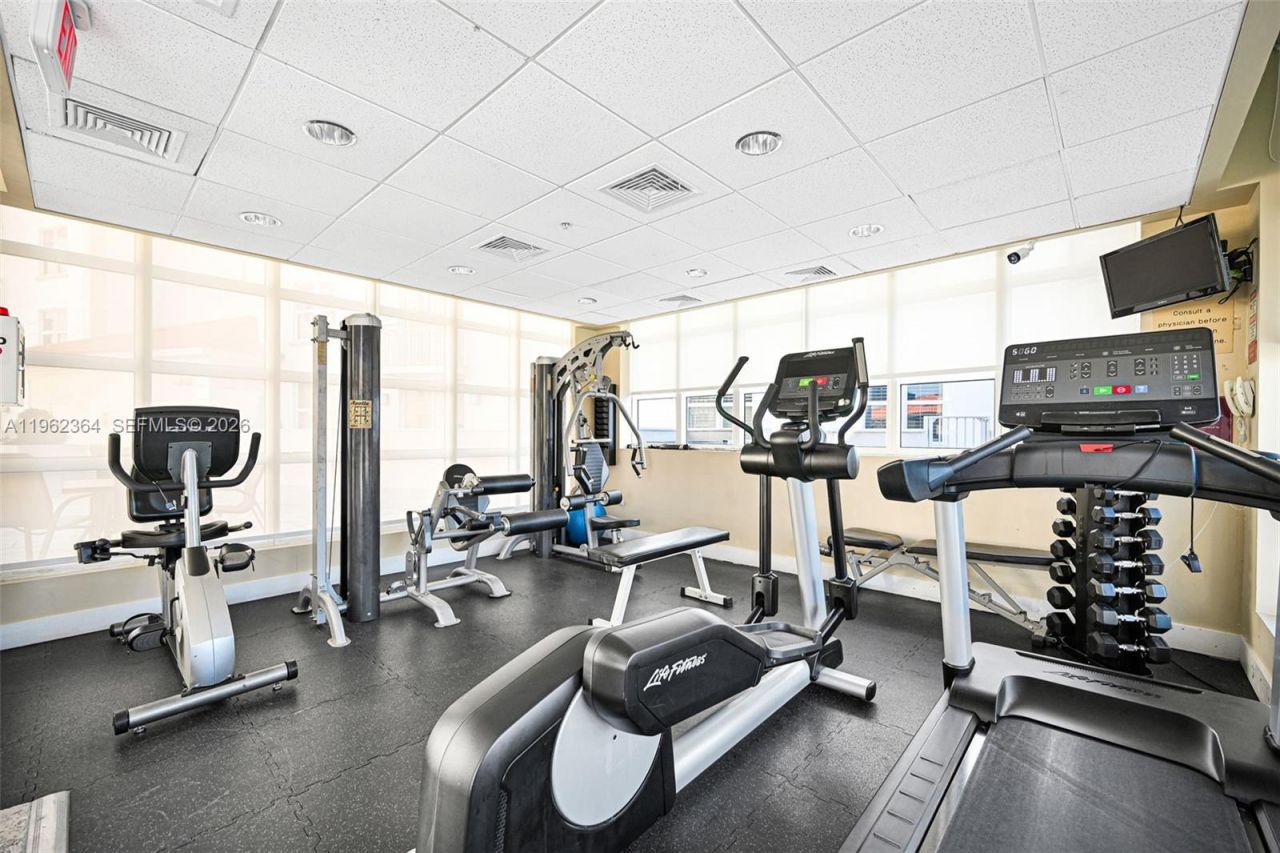 2030 S Douglas Rd, Unit 703, Coral Gables, FL 33134 Photo