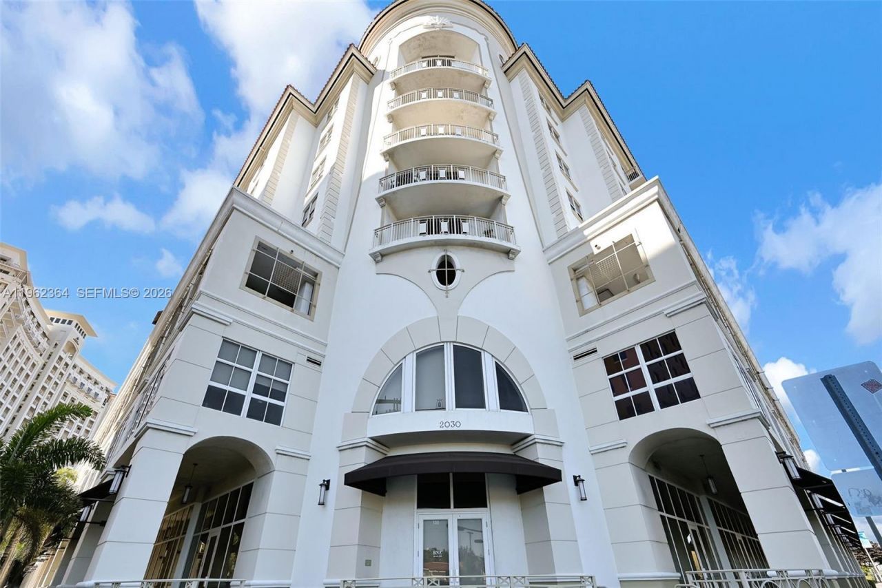 2030 S Douglas Rd, Unit 703, Coral Gables, FL 33134 Photo