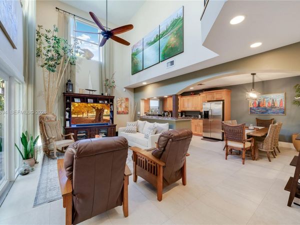 3197 Virginia St, Miami, FL 33133