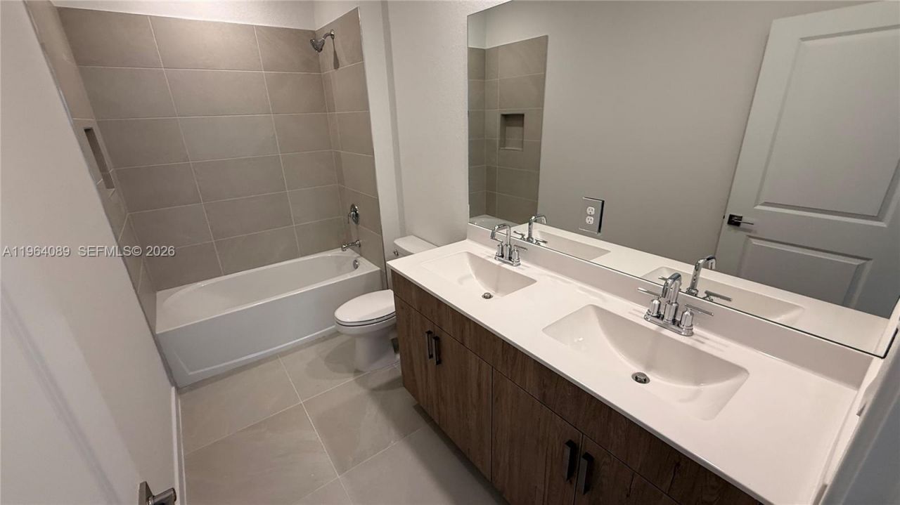 1535 SE 7th Ct , Unit 1535, Homestead, FL 33033 Photo