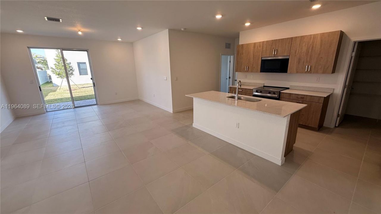 1535 SE 7th Ct , Unit 1535, Homestead, FL 33033 Photo