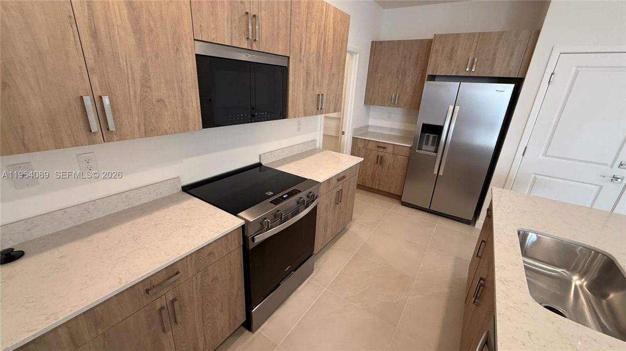 1535 SE 7th Ct , Unit 1535, Homestead, FL 33033 Photo