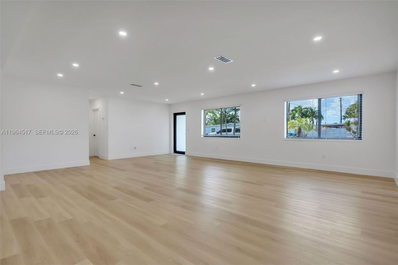 17887 78th Pl, Hialeah, FL 33015 Photo