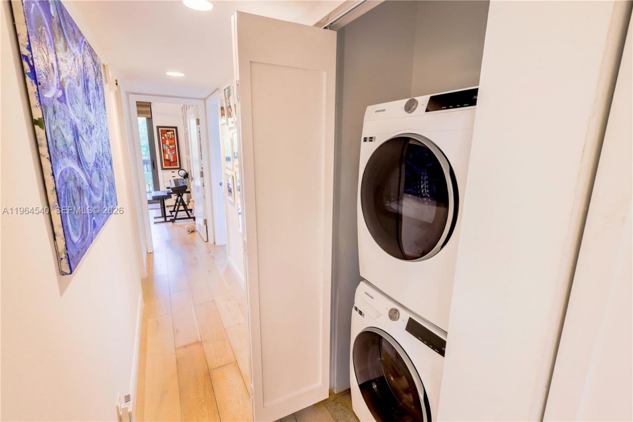 4201 N Ocean Dr , Unit 304, Hollywood, FL 33019 Photo