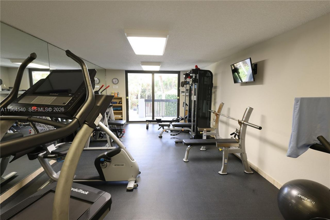 4201 N Ocean Dr , Unit 304, Hollywood, FL 33019 Photo