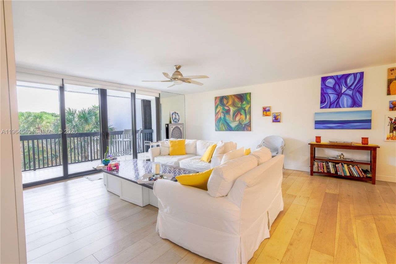 4201 N Ocean Dr , Unit 304, Hollywood, FL 33019 Photo