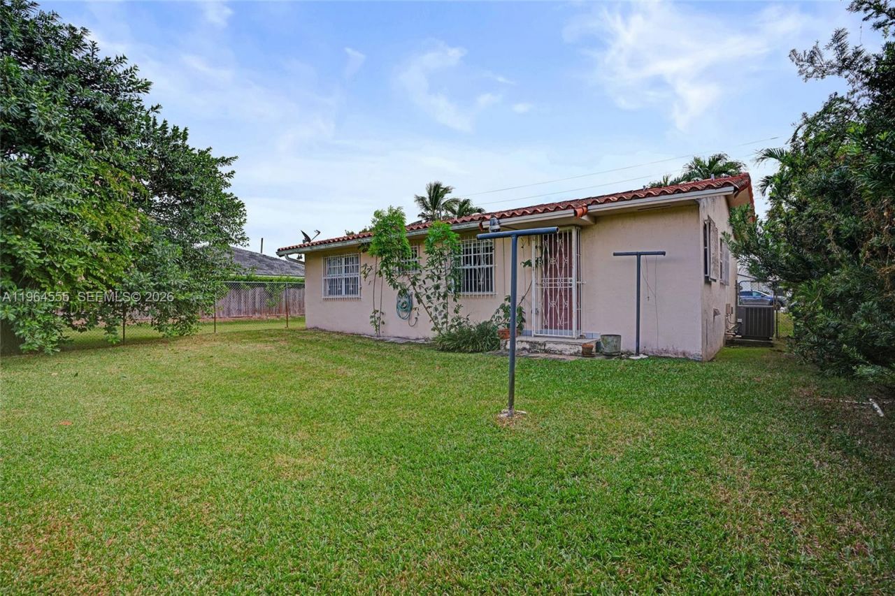 13401 SW 38th St , Miami, FL 33175 Photo